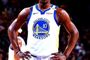 南宫NG巴特勒连续十场比赛得分超过绝杀，曼联挑战极限！的简单介绍